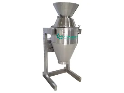 300-800 Kg / Saat Kuruyemiş Un Makinesi