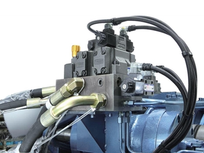 9000 Kn (900 Tonnen) Kunststoffspritzgießmaschine - 2