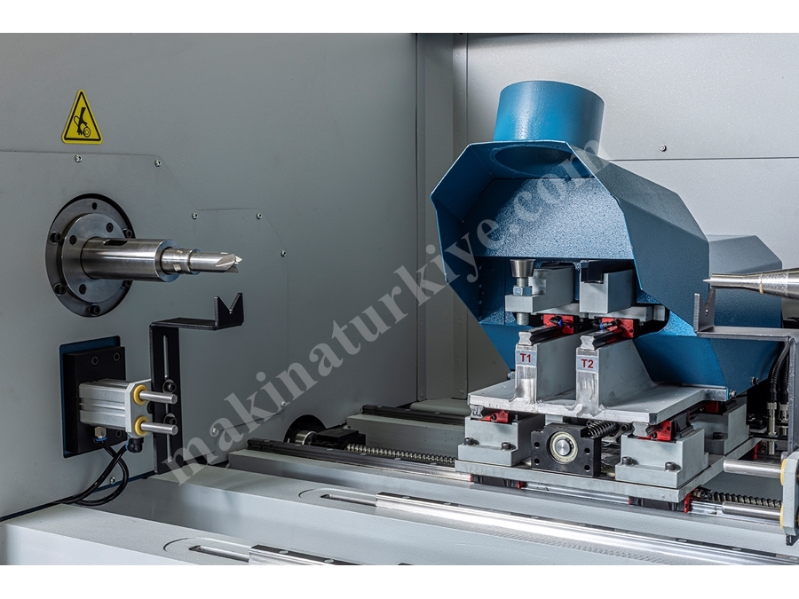 2 Axis CNC Wood Lache Machine