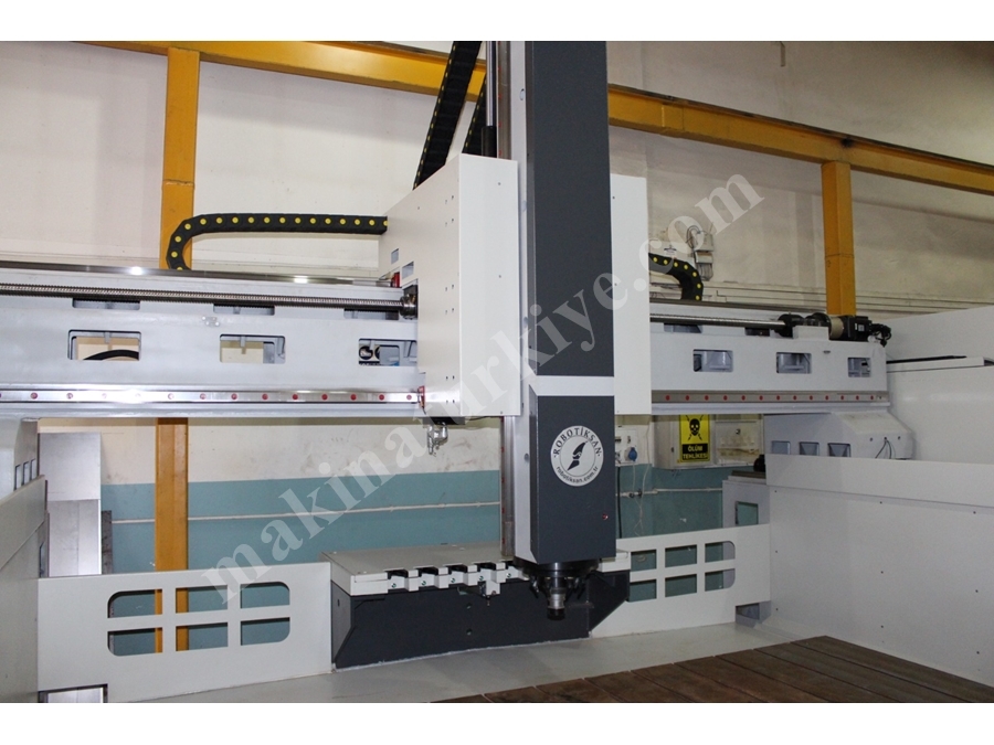 1500x3000 mm CNC Köprü Tipi İşleme Merkezi