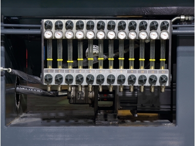 A+ Series 1000T Plastic Injection Machine - 8