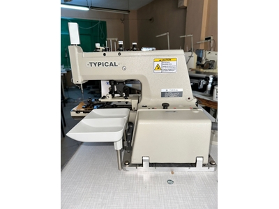 Machine à coudre d'étiquettes de chaussettes typiques. - 0