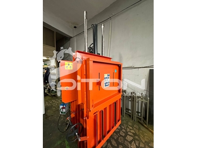 Baler Press Maschine Professionelle Typ Papier - Karton - Nylon - Stoff Pressen - 1
