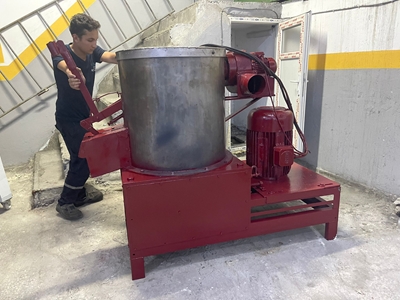 100-Liter Agromel Machine - 16