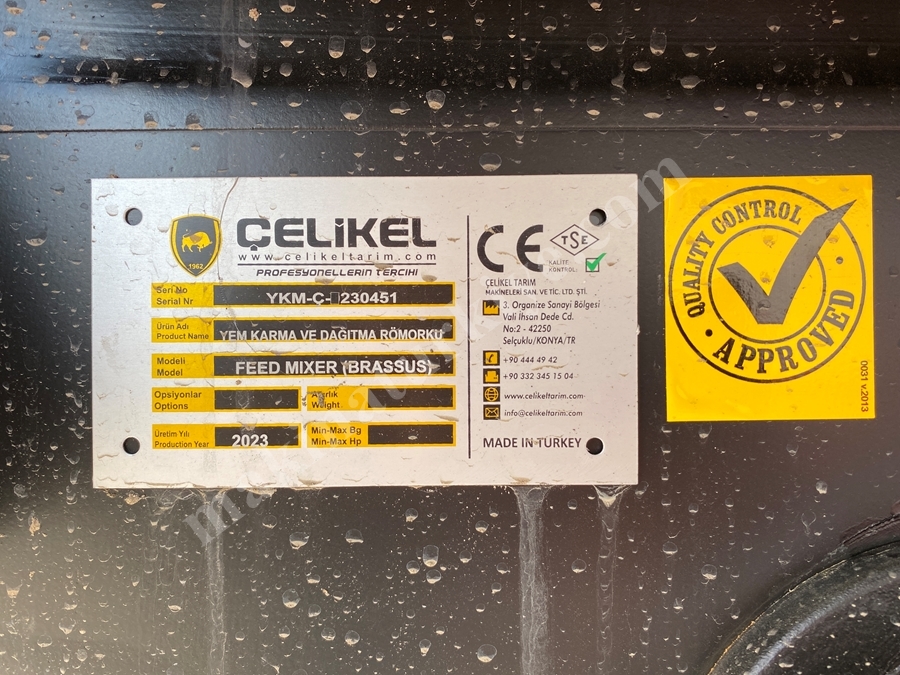 10 M³ Çift Helezonlu Yatay Yem Karma Makinesi