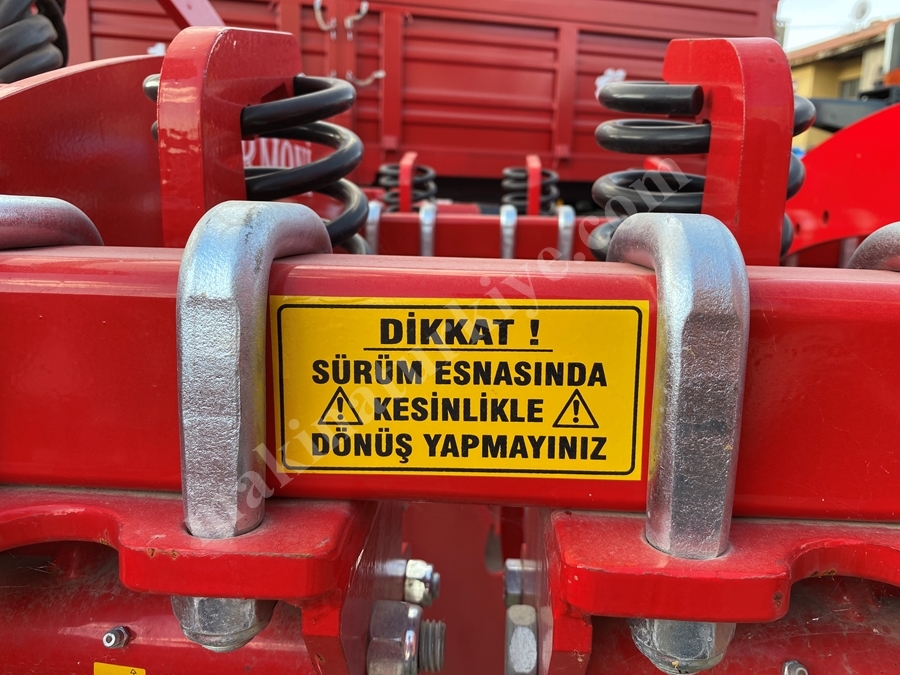 57 Cm Piston Merdaneli Yaylı Goble