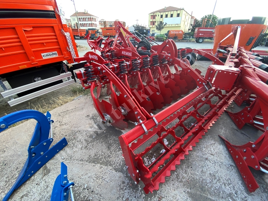57 Cm Piston Merdaneli Yaylı Goble