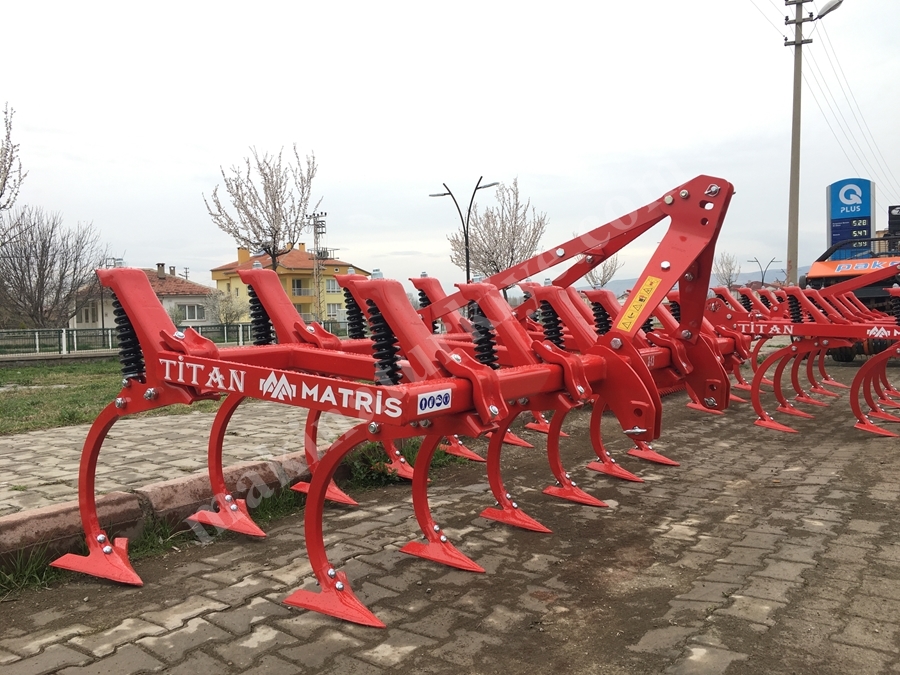 13'Lü Merdanesiz Yaylı Kültivatör
