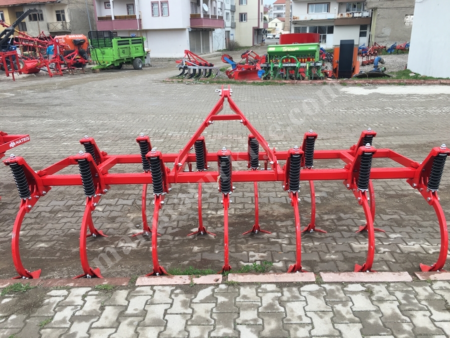 13'Lü Merdanesiz Yaylı Kültivatör