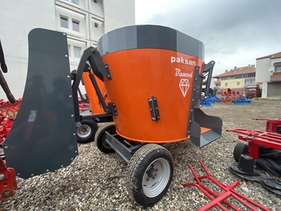2,5 M³ Elektrikli Dikey Yem Karma Makinası - 2