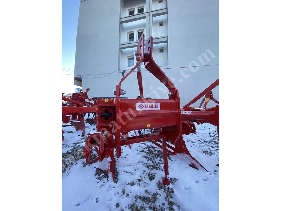 6'Lı Izgara Kulaklı Yaylı Otomatik Pulluk