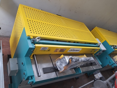 1320x2,5 mm Redüktörlü Giyotin Makas  - 1