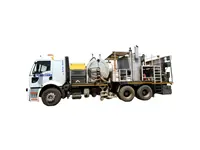 Machine de traçage routier montée sur véhicule avec réservoir de peinture de 6000 kg