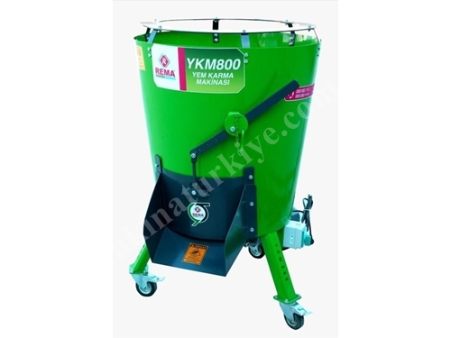 Смеситель корма YKM 800