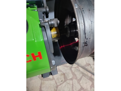 WBE 4430 Fixed Tire Balancing Machine - 2