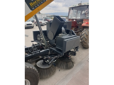 3 m3 Traktör Çekme Yol Süpürme Aracı - 3