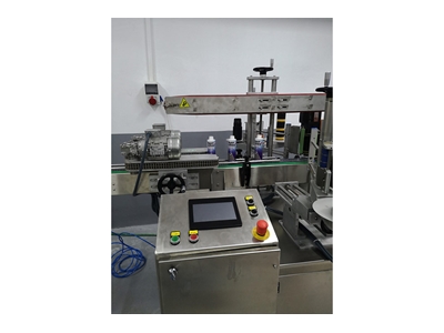 Glass Bottle Labeling Machine - 2