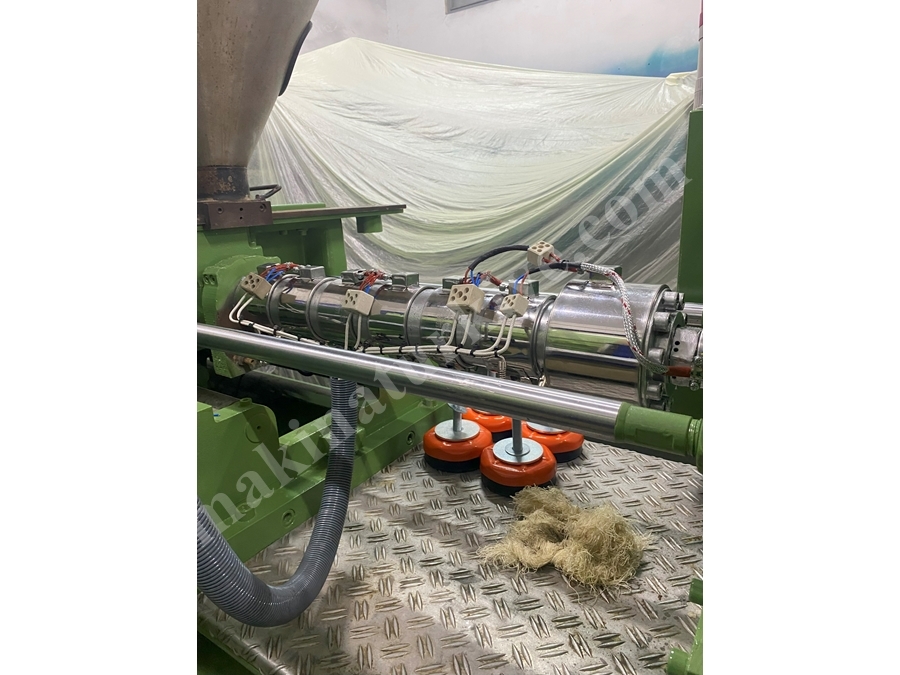 60 Ton Plastik Enjeksiyon Makinası