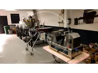 Machine de remplissage semi-automatique de liquide de 1 litre