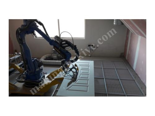 Systèmes de peinture robotique pour portes, couvercles de portes et fenêtres Winsix Robot