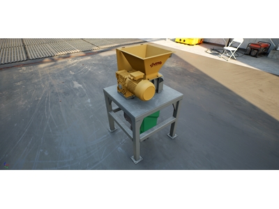 400 mm Pet Double Shaft Grinding Shredder Machine - 0