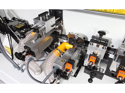 Mızrak Advantage-7 Kantenanleimmaschine - 4
