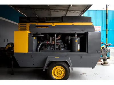 XAS 186 Diesel Mobile Compressor