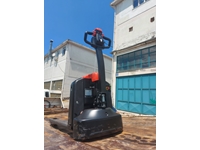 1.8 Ton Lithium Battery Powered Pallet Truck - For Professional Use - 1