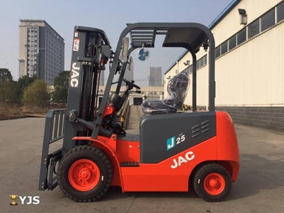 1.8 Ton Akülü Forklift - 3