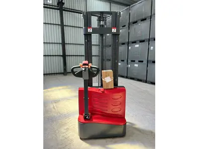 1.5 Ton (3 Metre) Electric Stacker