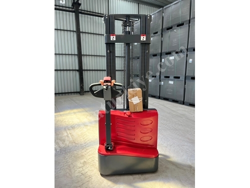 1.5 Ton (3 Metre) Electric Stacker