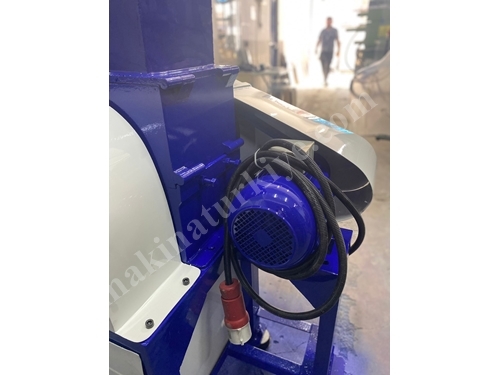 Çift Volantlı 25'Lik Takoz Plastik Kırma Makinası 