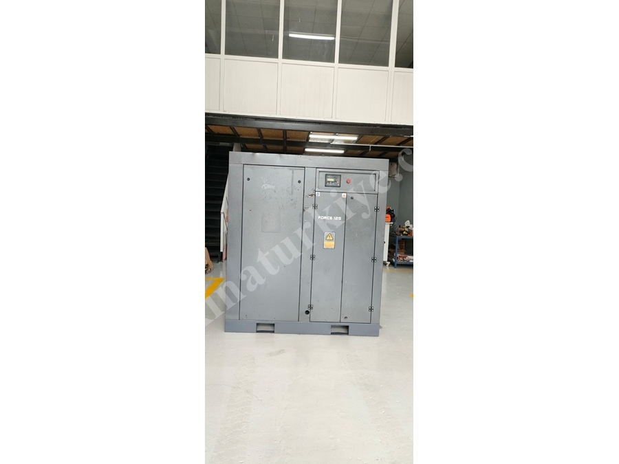 125 PS Schraubenkompressor
