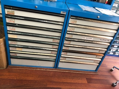 Ensemble complet de pièces de rechange pour machines à coudre pour l'industrie de la confection et la couture - 12