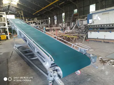Crane Rubber Belt Conveyor