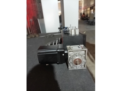 300 mm Rollblechentgrater-Antriebsmaschinen - 5