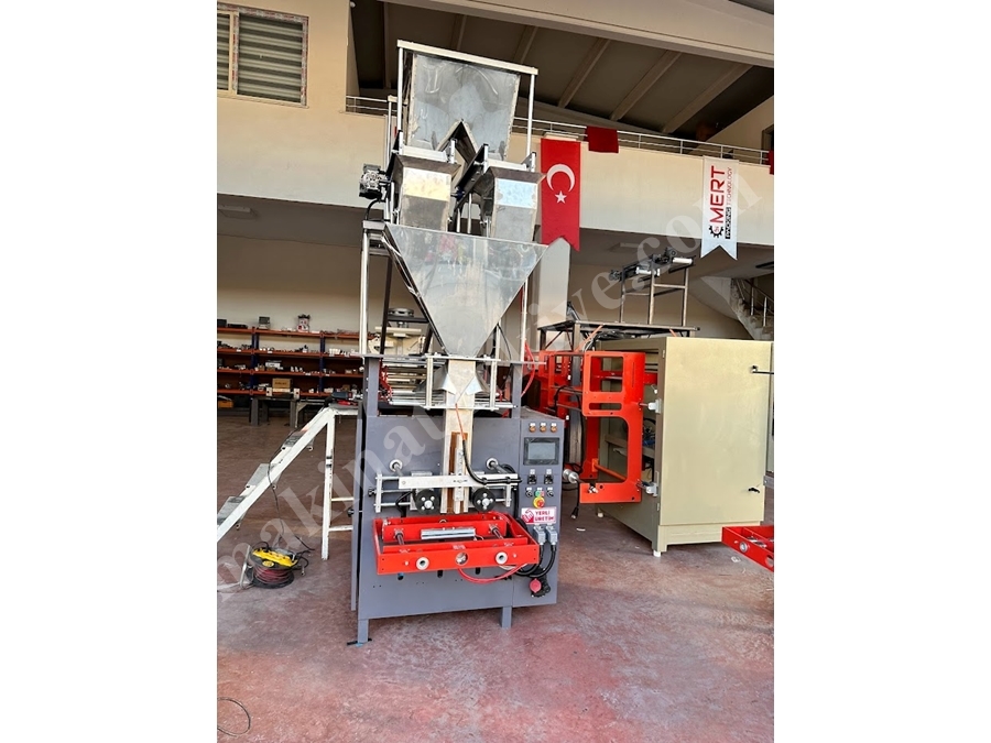 40 Adet/Dakika Bakliyat Dikey Dolum Paketleme Makinesi