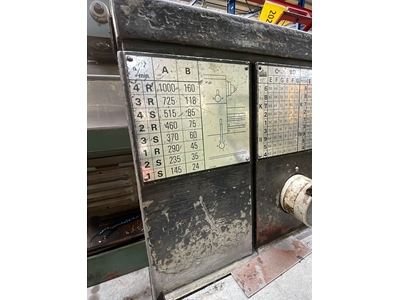 700 Universal Lathe Machine - 4