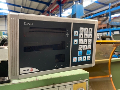 Tour universel Tos 800 Galanta - 6
