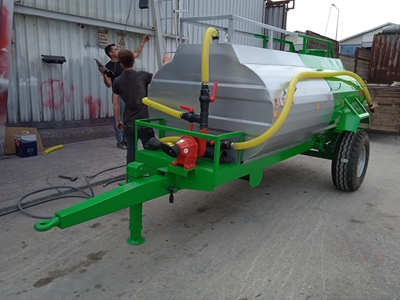 4 Tonluk Emiş Atış Sistemli Pompalı Su Tankeri - 0