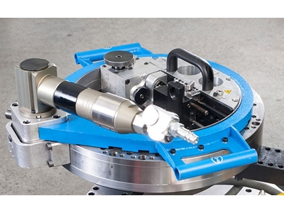 Externally Mounted Flange Facing Machine - 1