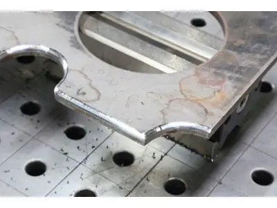 Machine d'ouverture de soudure de bord de plaque à rayon de 6 mm