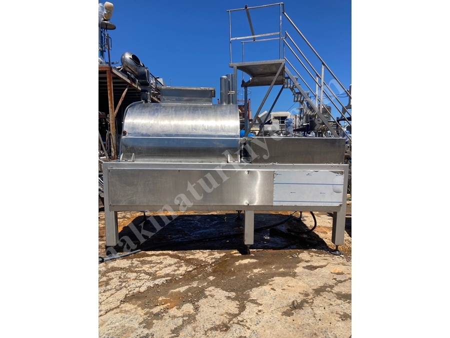 600 Litre Yatay Isıtmalı Sıvı Depolama Ve Karıştırma Mikseri