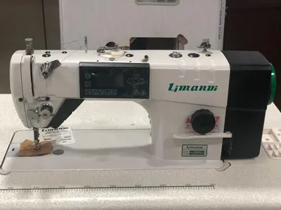 Полностью автоматическая швейная машина с вертикальным двигателем 9000A