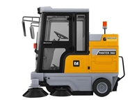 Closed Cabin Electric Street And Road Sweeper With 300 Liter Garbage Capacity - 1