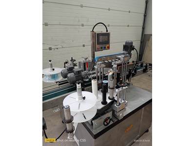 4800 Pcs/Hour Bottle Jar Label Sticking Machine - 0