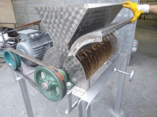 Teeblatt-Zerkleinerungsmaschine