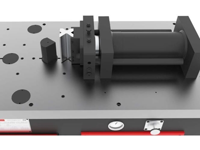 Presse horizontale hydraulique CNC PP200 - 6