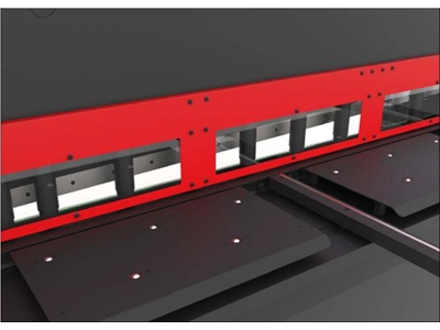 Max. 2030x6 mm CNC-Hydraulikschere - 3