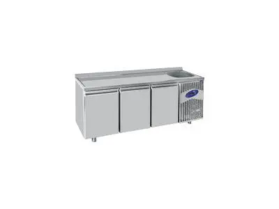 474 Litre Embedded Countertop Refrigerator